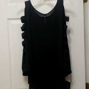 Off the shoulder blousr